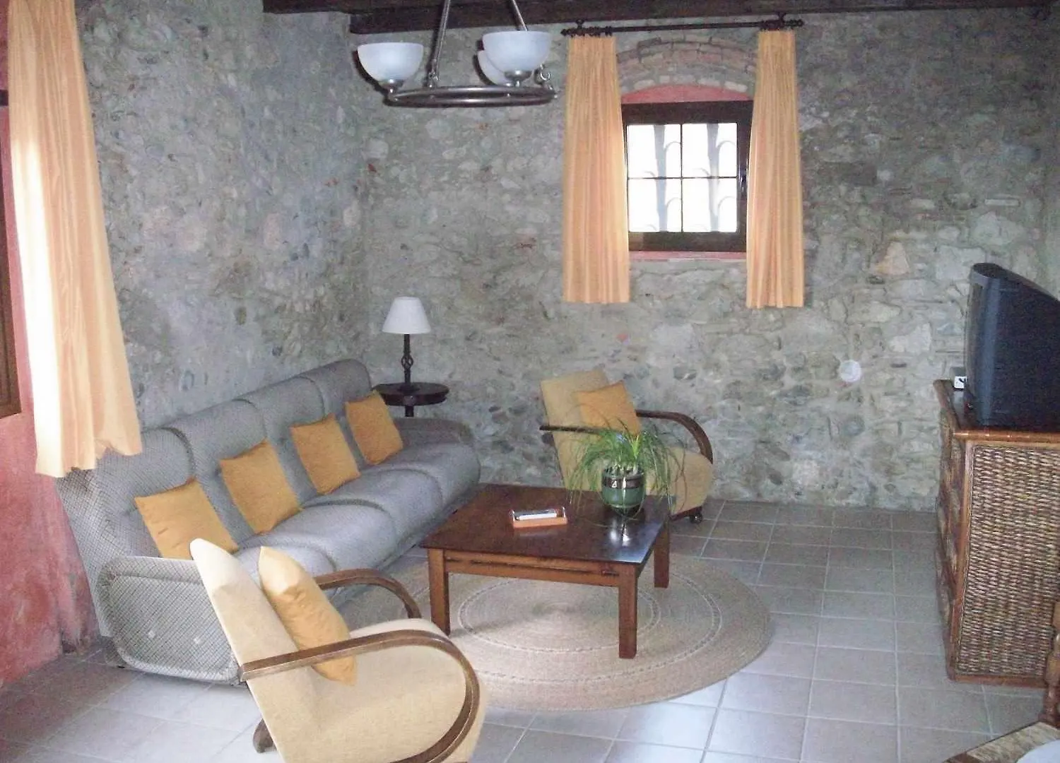 Can Mas Sant Pere Pescador Country house